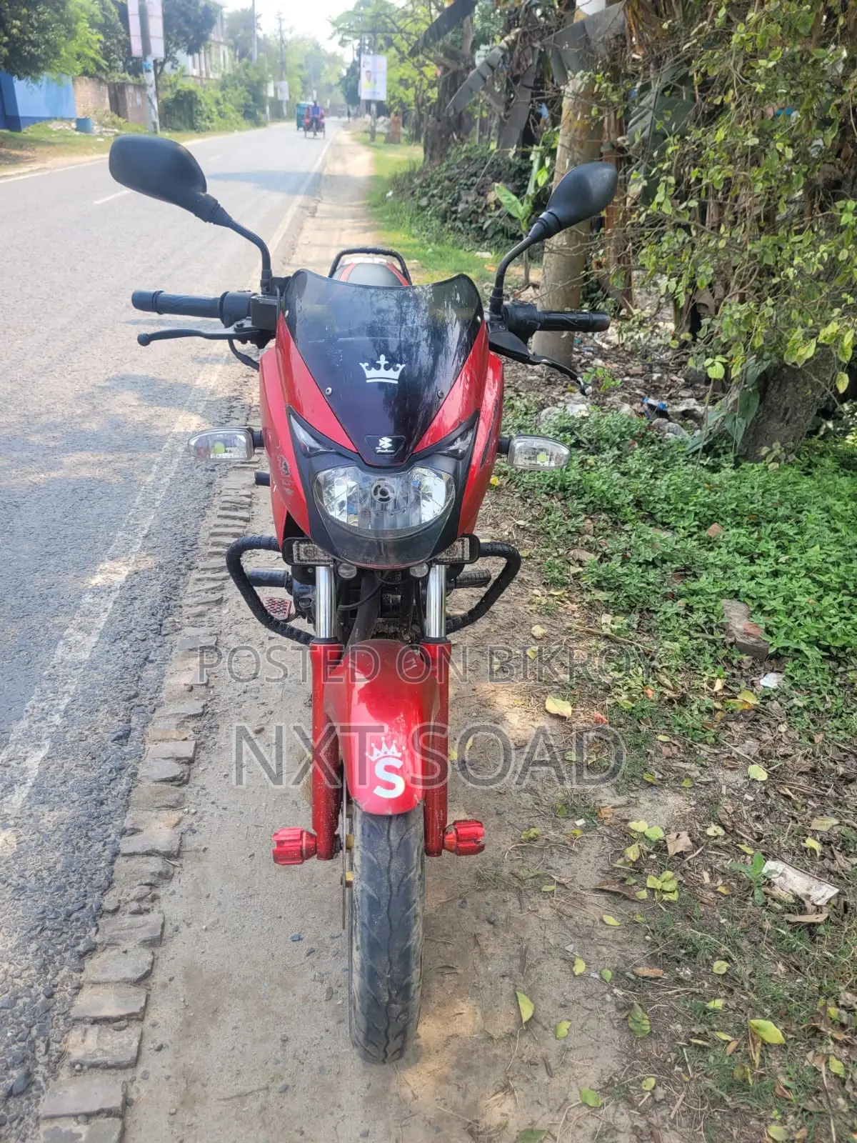 Bajaj Pulsar 150 . 2012