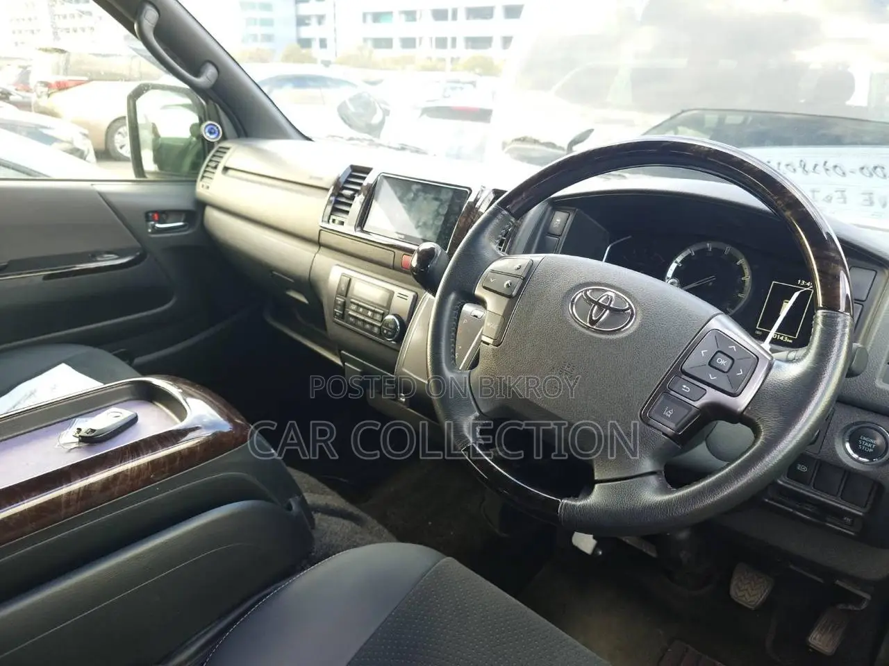 Toyota HiAce Super GL 2020