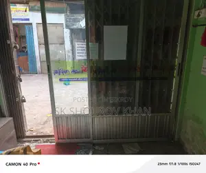 গ্লাস ও কাপড়ের র‍্যাক বিক্রি করা হবে