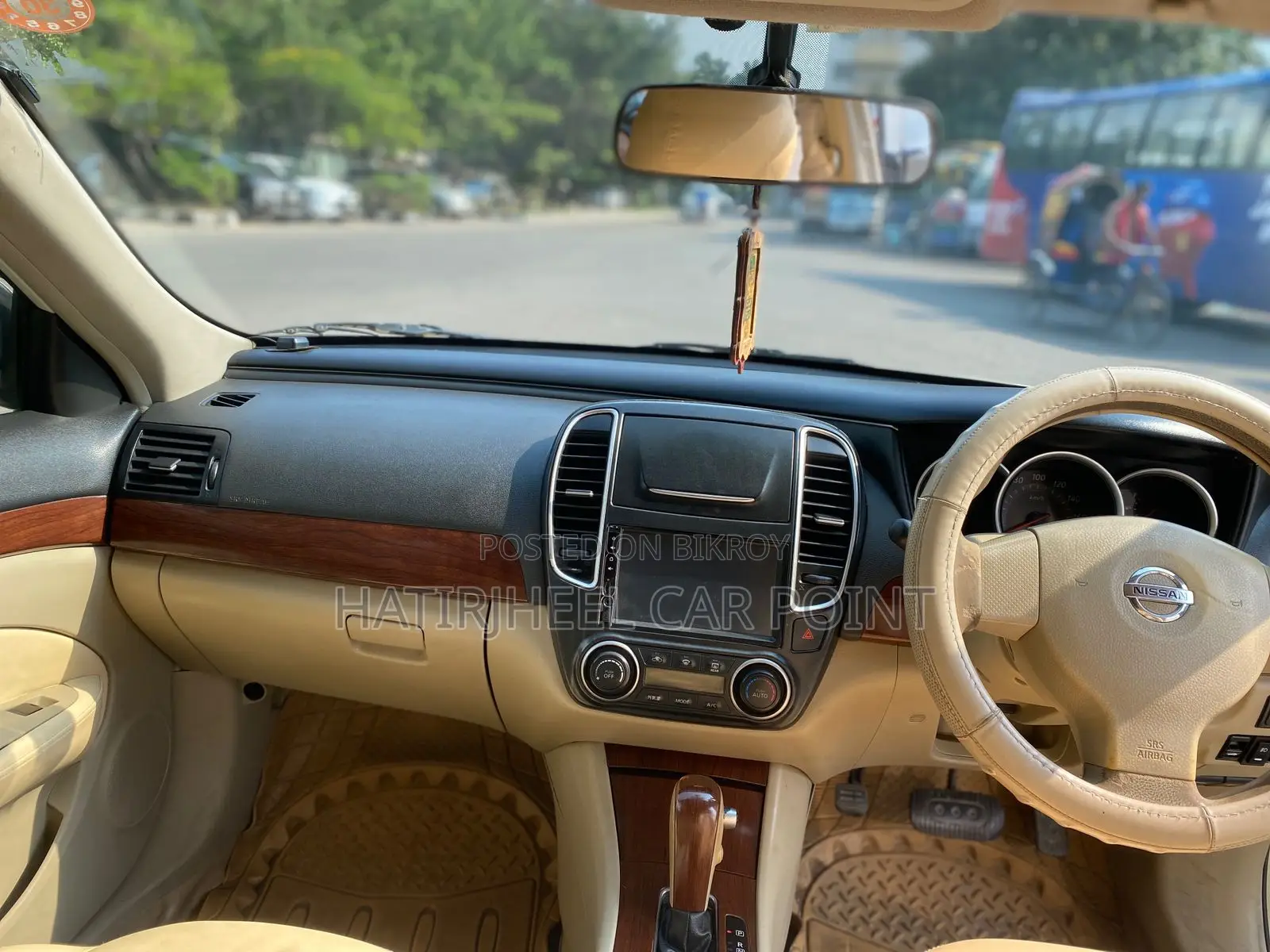 Nissan Bluebird Sylphy Push Start 2012