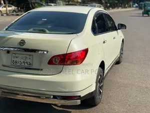 Nissan Bluebird Sylphy Push Start 2012