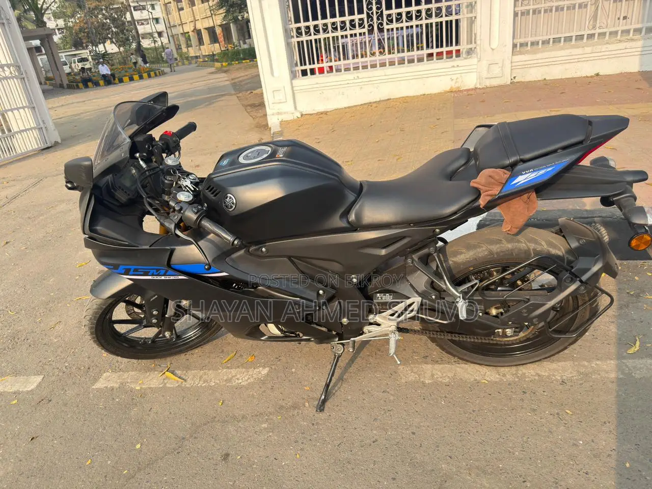 Yamaha R15 2025