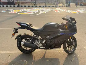 Yamaha R15 2025