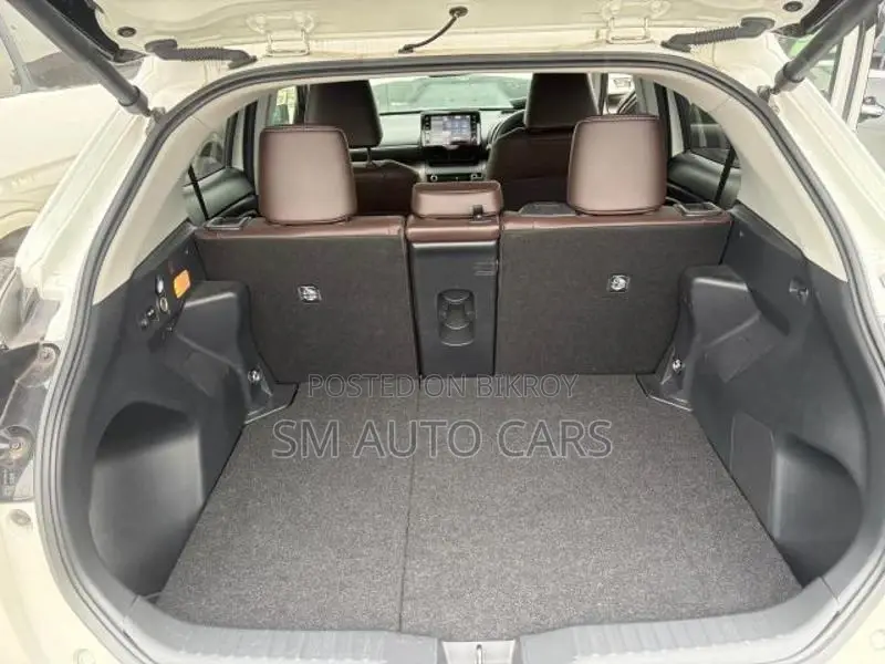 Toyota Yaris Cross Z Pearl 4.5 Point 2021