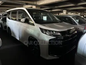 Toyota Noah S-Z 2023