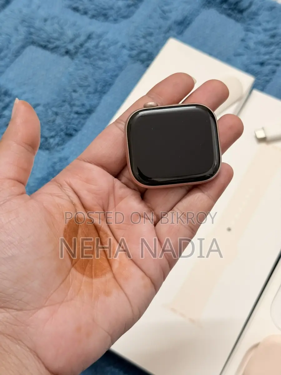 Apple Watch Series 11, Starlight, 46mm