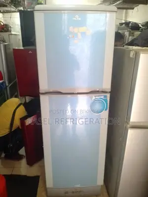 Running 14 CFT Walton Fridge for sale