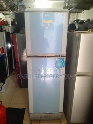 Running 14 CFT Walton Fridge for sale