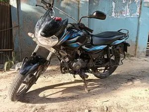 Bajaj Discover 100 2018