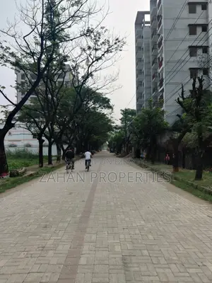 BASHUNDHARA J Block 10 kata Plot sell.