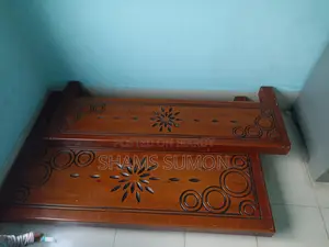মালয়েশিয়ান উড ৫/৭ ফিট
