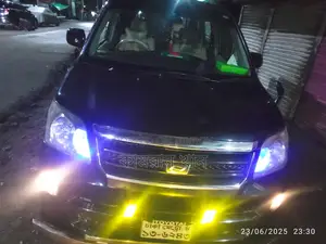 Toyota Noah 2004