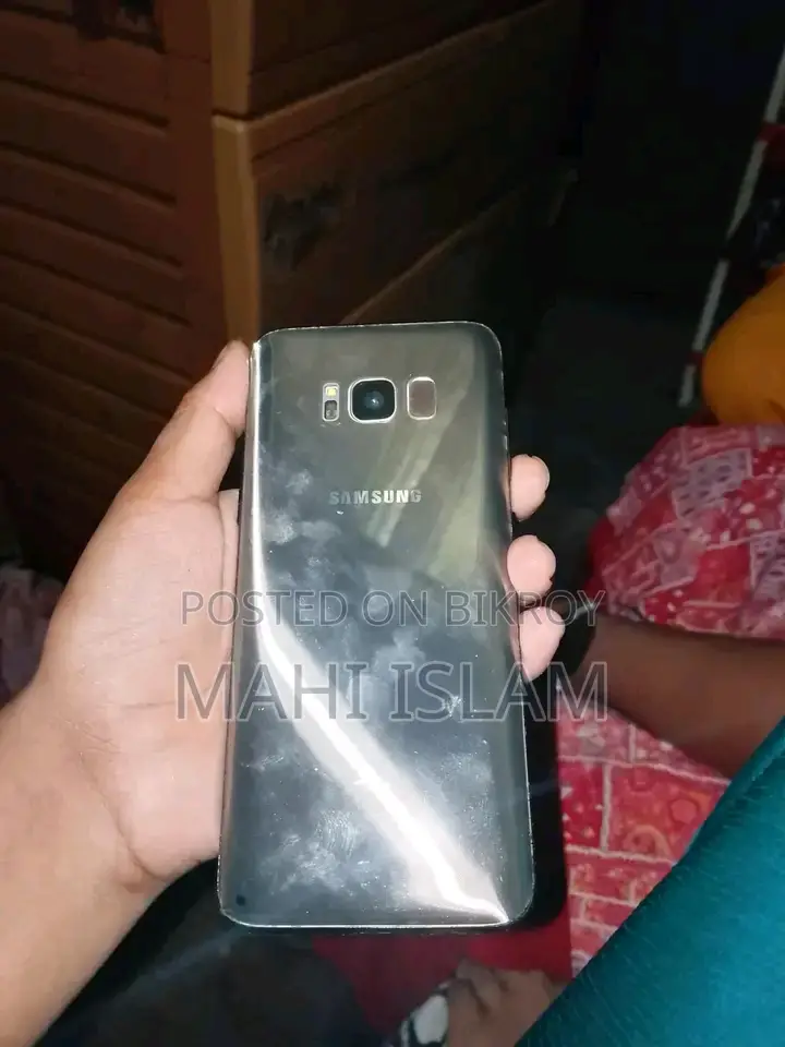 Samsung Galaxy S8 . (Used)