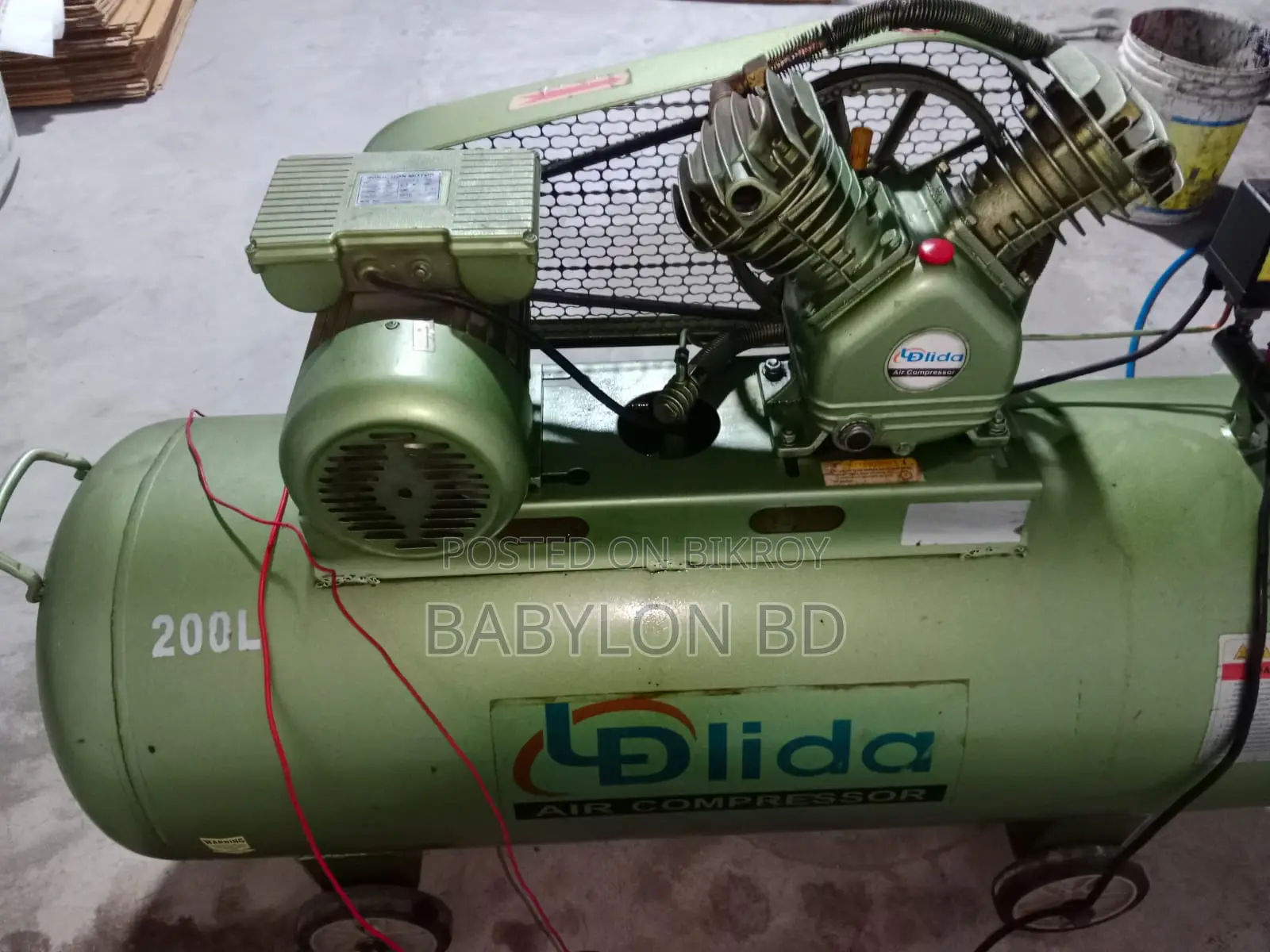 Running Compressor Lida 200 Liter Selling for Upgrade
