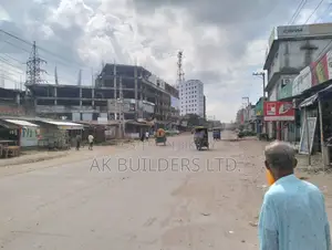 1100 sq ft flat next to Bashundhara Riverview project, adjacent to 150 ft road