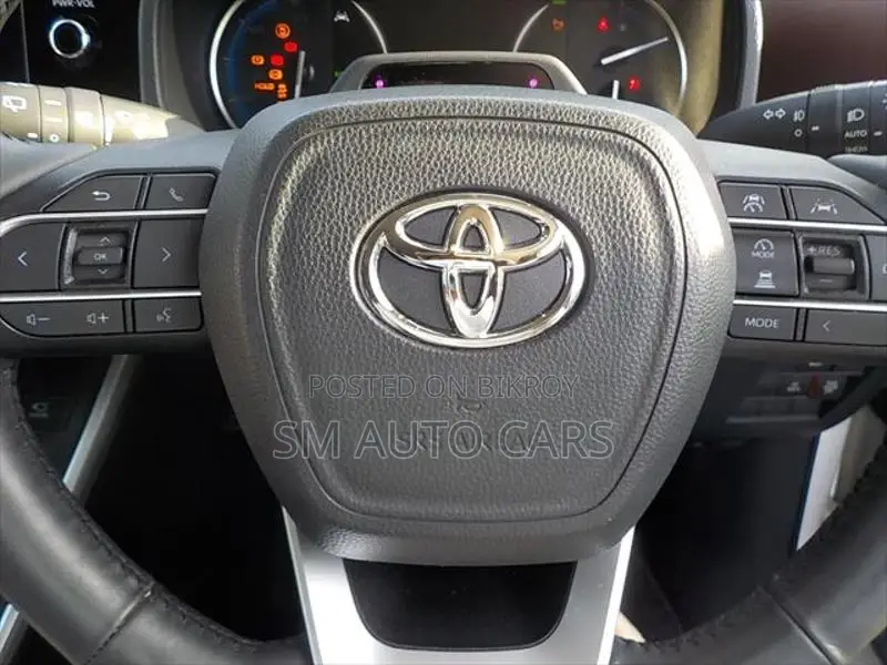 Toyota Noah Hybrid Z Pearl New 2023
