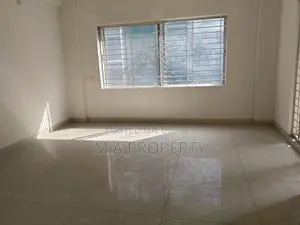 Rent Apartment 4-Bed 2-Carpark 2800sqft