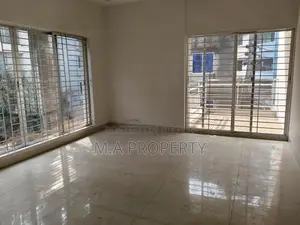Rent Apartment 4-Bed 2-Carpark 2800sqft
