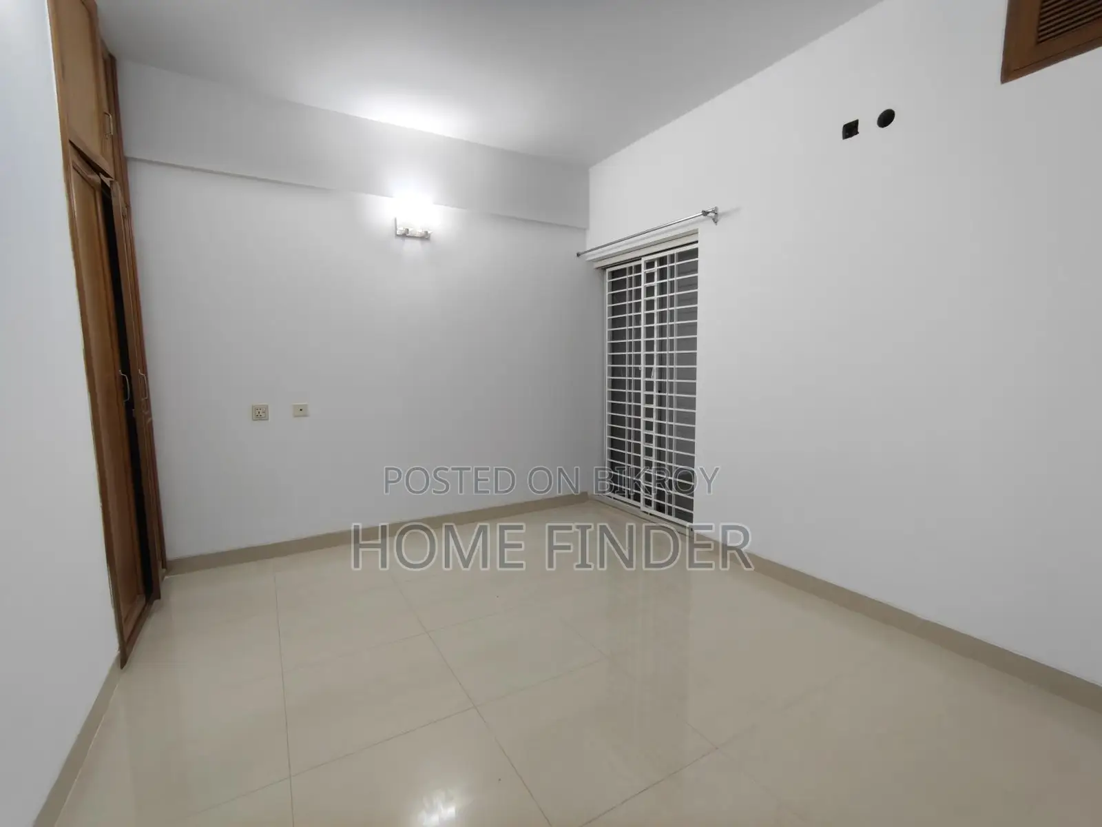 2800 Sqft 3 Bed Un-Furnished Apartment For Rent In Gulshan 2