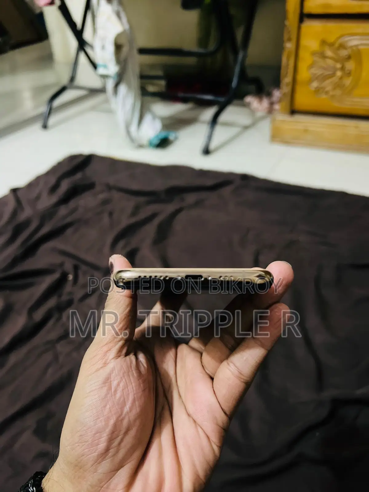 Apple iPhone 11 Pro 256GB (Used)