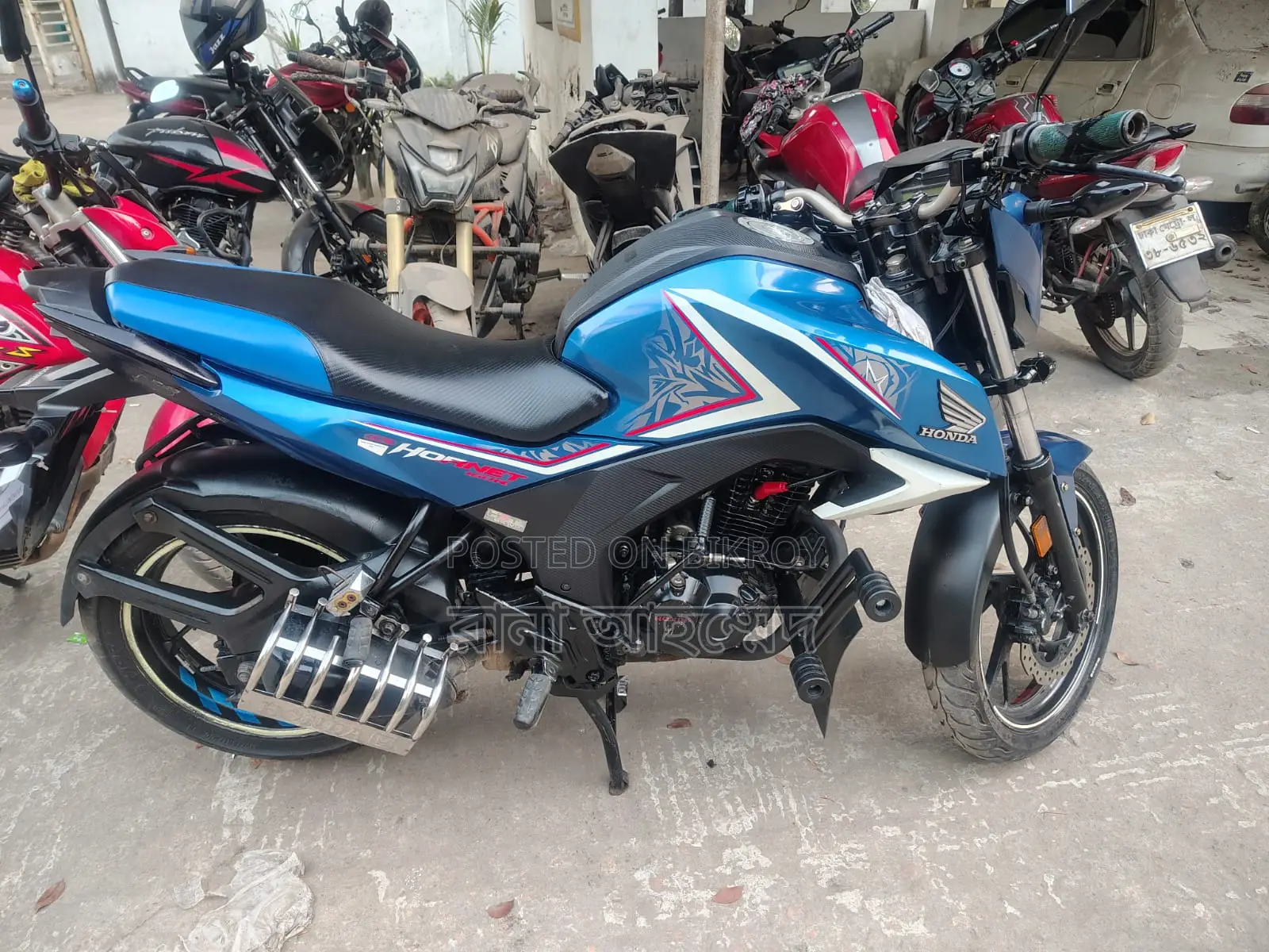 Honda Hornet 2019