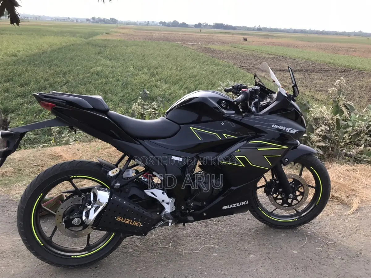 Suzuki Gixxer SF 2025