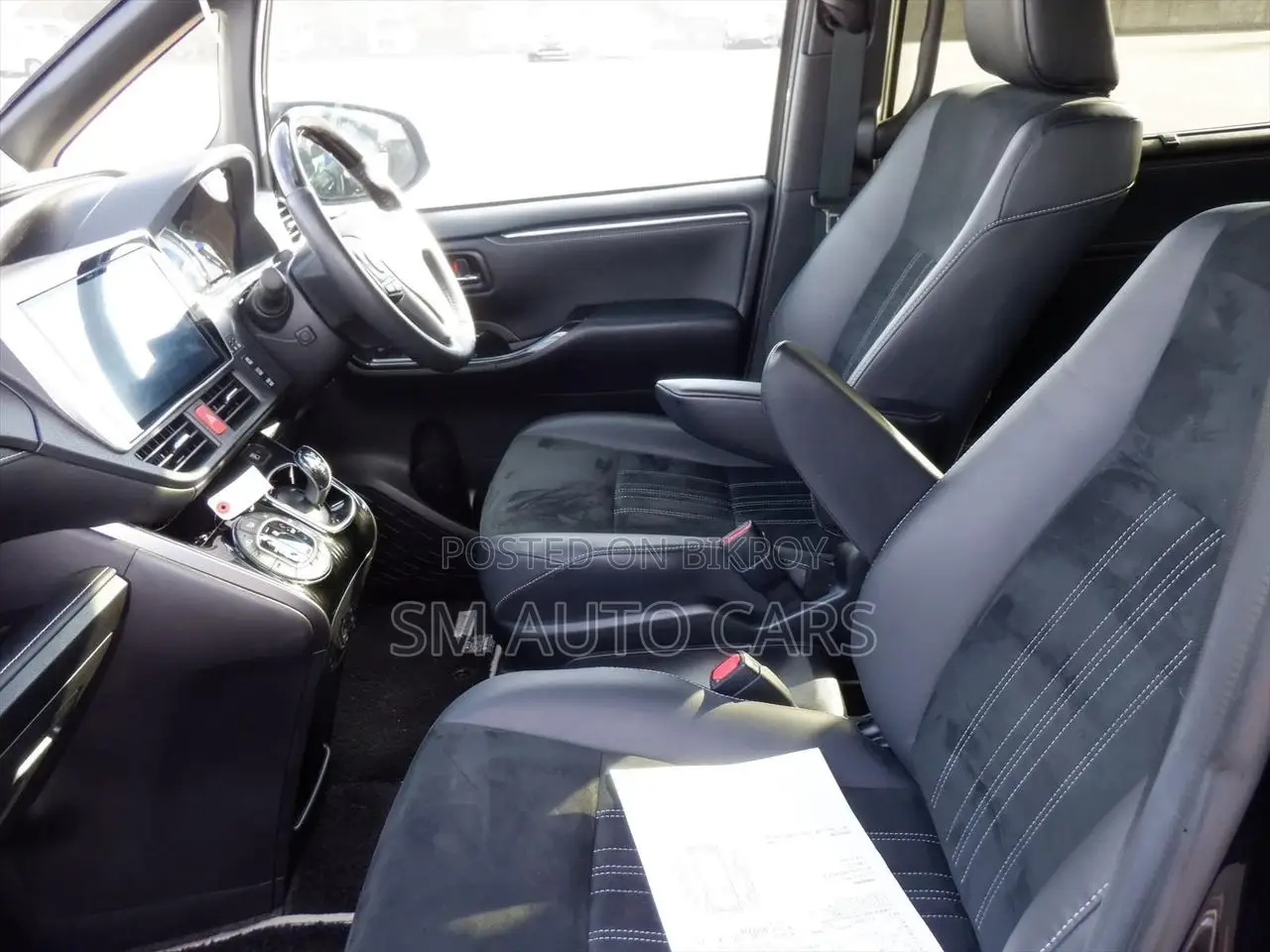 Toyota Esquire Hybrid Gi Premium 2021