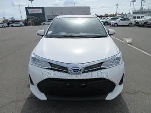 Toyota Fielder 2020