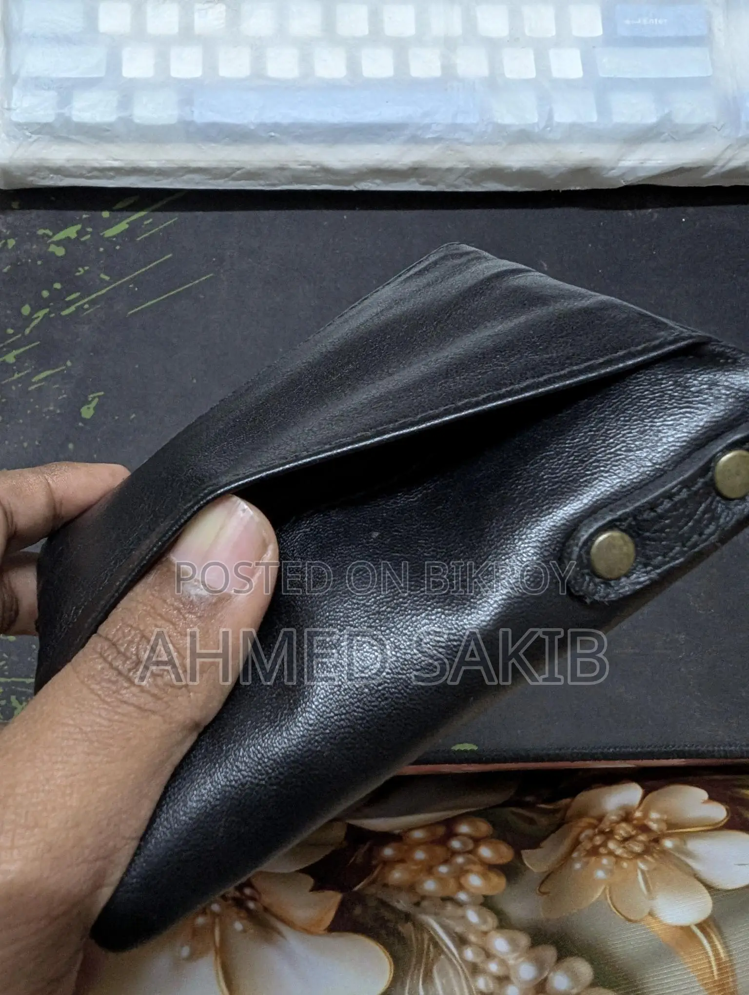 Black Kavi's Wallet