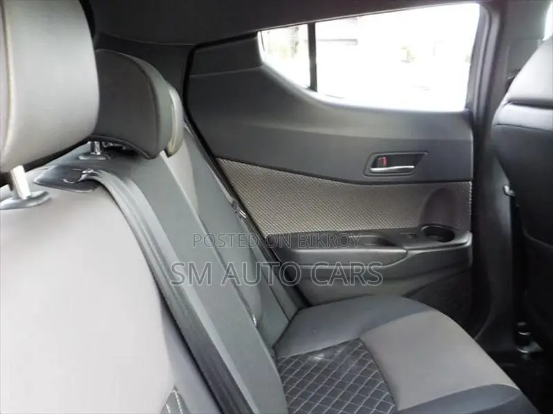 Toyota C-HR G Red 360 Camera 2020