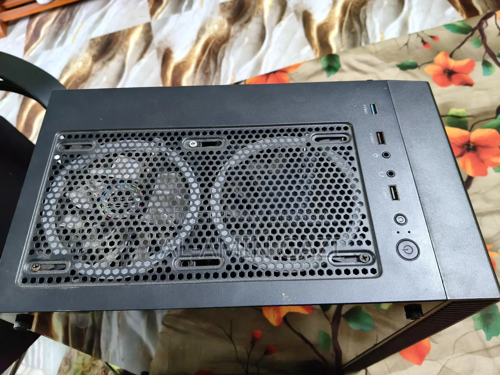 Pc Casing with 6 Fans