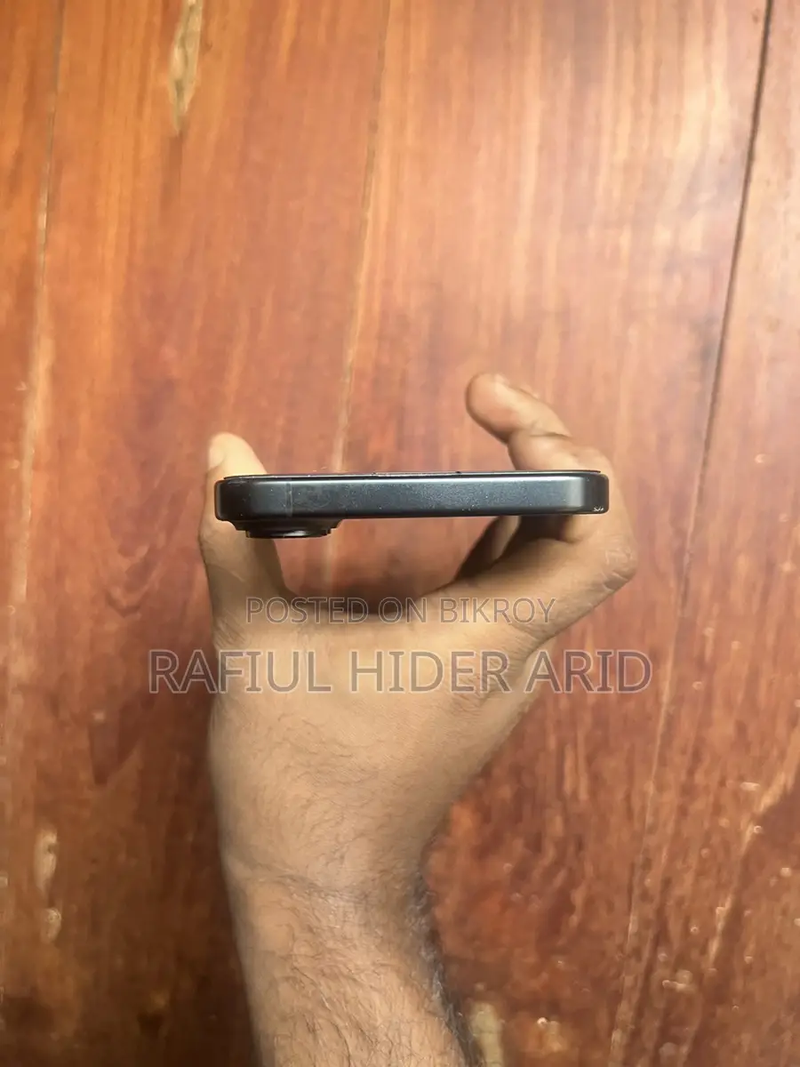 Apple iPhone 16 Plus 128 GB Black