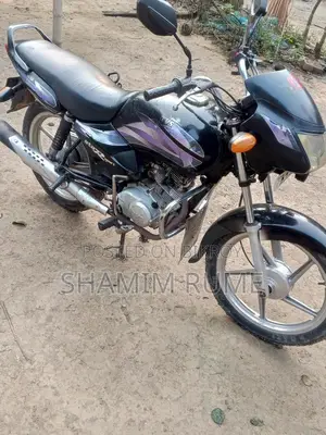 TVS Metro . 2010