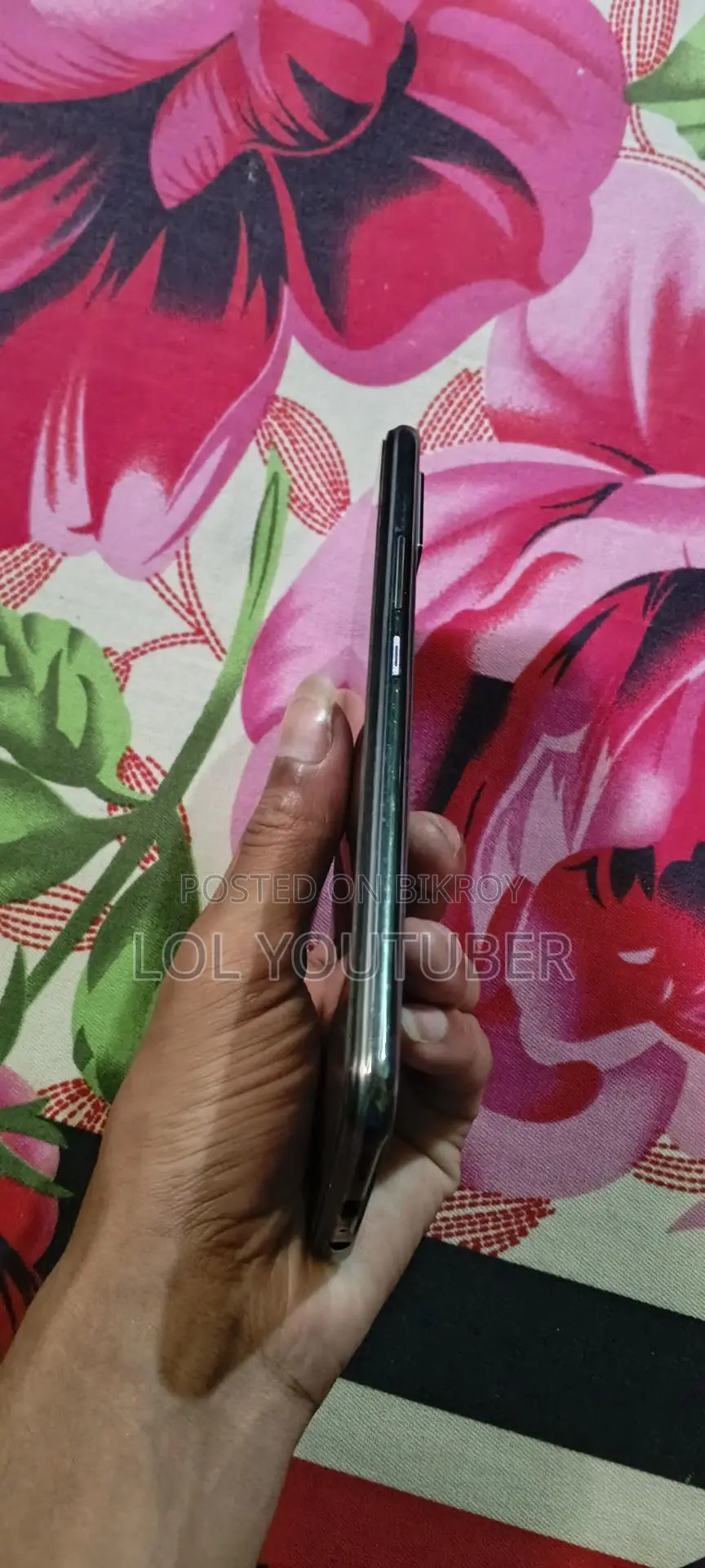Vivo V20 8/128 (Used)