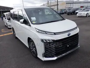 Toyota Voxy Hybrid SZ Pearl New 2023