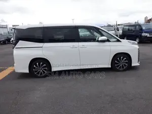 Toyota Voxy Hybrid SZ Pearl New 2023