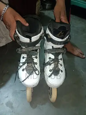 eskeTinsu Skates
