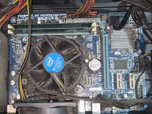 Desktop Computer Gigabyte GB-BSi3H-6100 8GB Intel Core I3 HDD 128GB