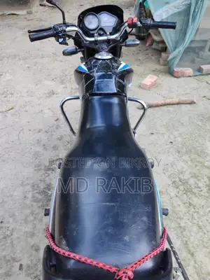 TVS Metro . 2012