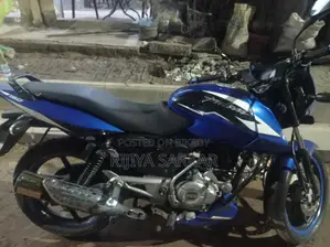 Bajaj Pulsar 150 . 2014
