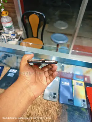 Apple iPhone XS 256 gb (Used)