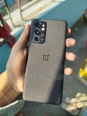 OnePlus 9RT (Used)