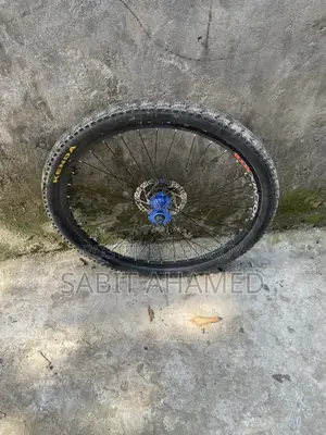Front Wheel Set