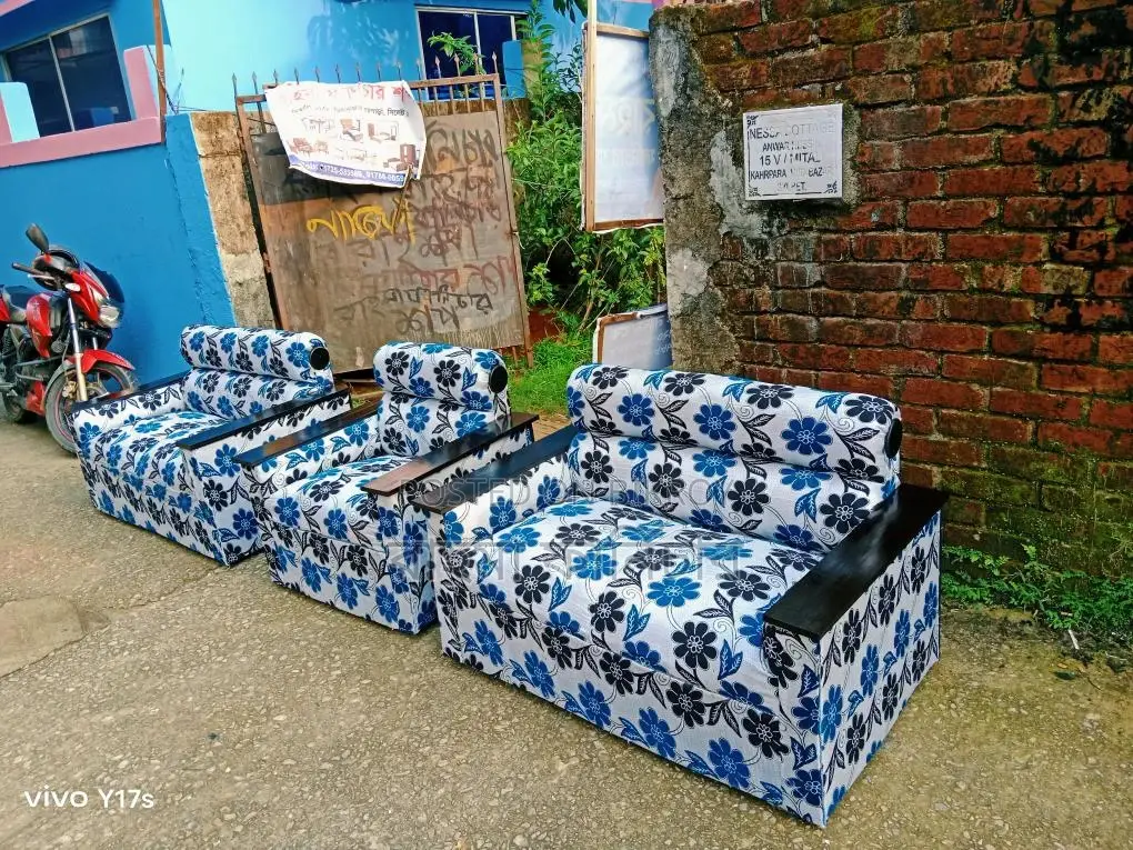 HalfBox সোফা ফুলসেট সাথে ডিজাইন টেবিল সহ