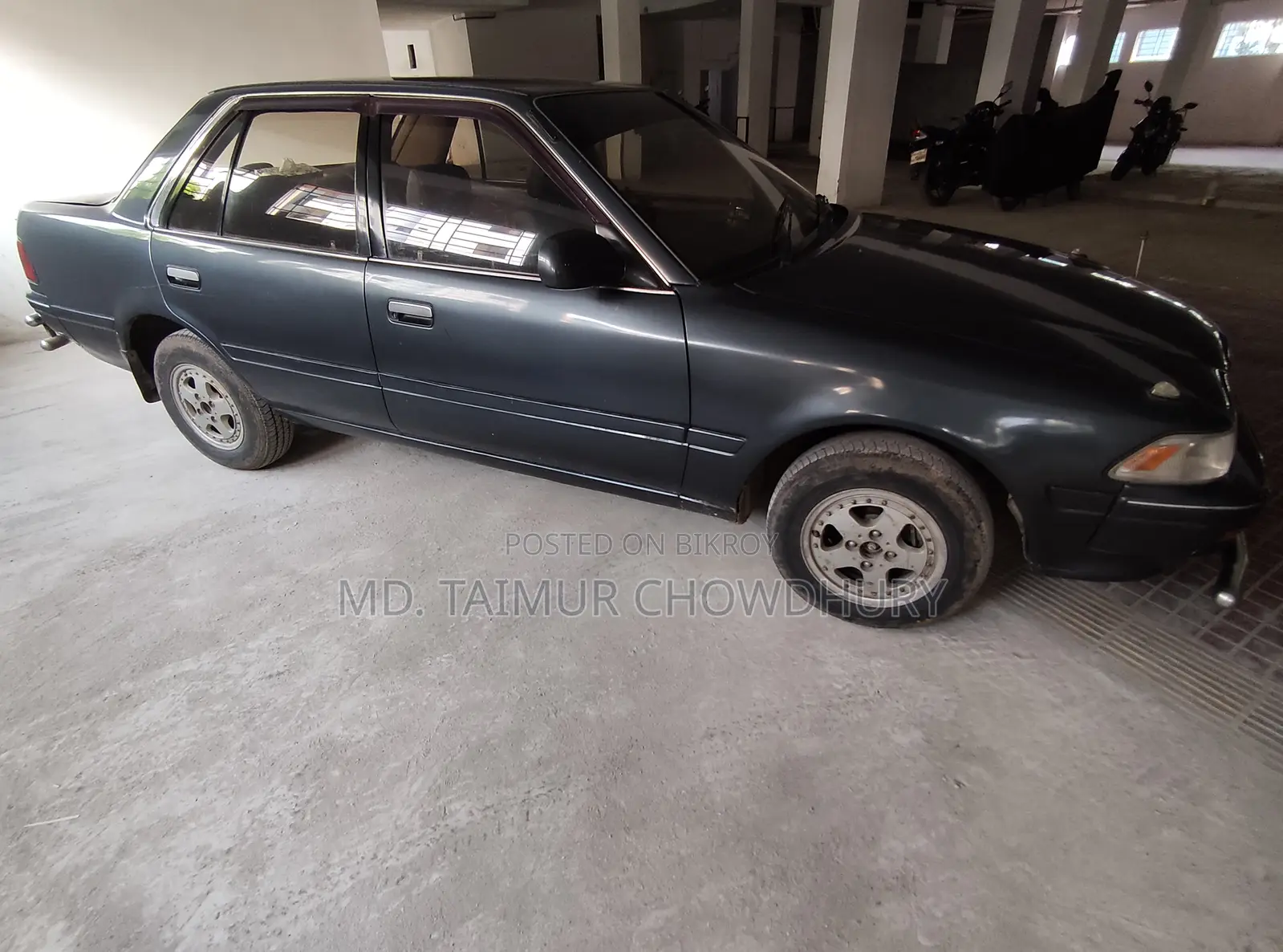 Toyota Corona Select Saloon 1990