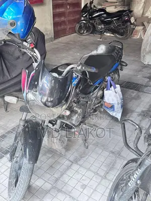 Bajaj Discover 125 2016