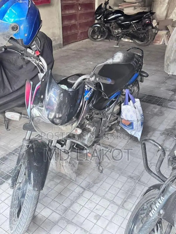 Bajaj Discover 125 2016