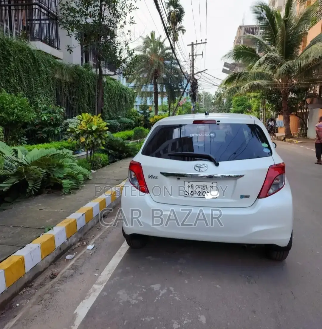 টয়োটা ভিটস জি পুশ স্মার্ট স্টপ ২০১২