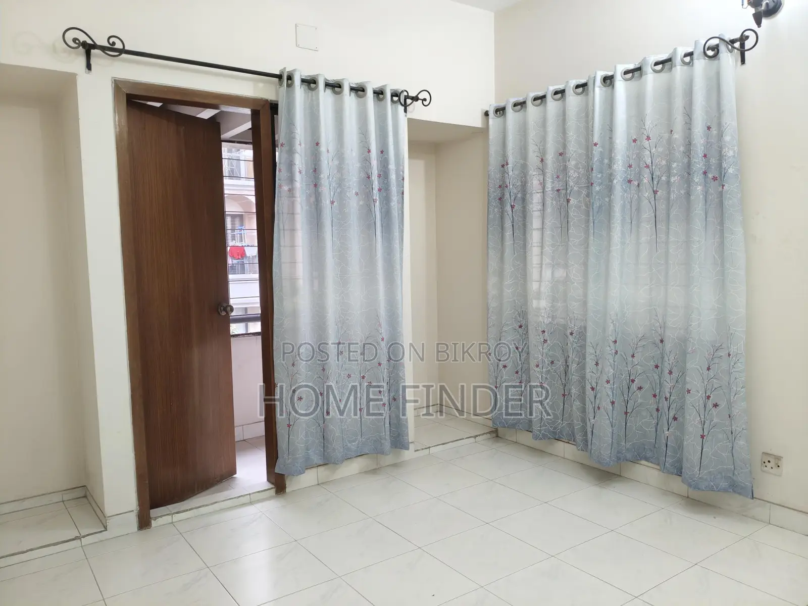 2000 Sqft 3 Bed Un-Furnished Apartment For Rent In Gulshan 1