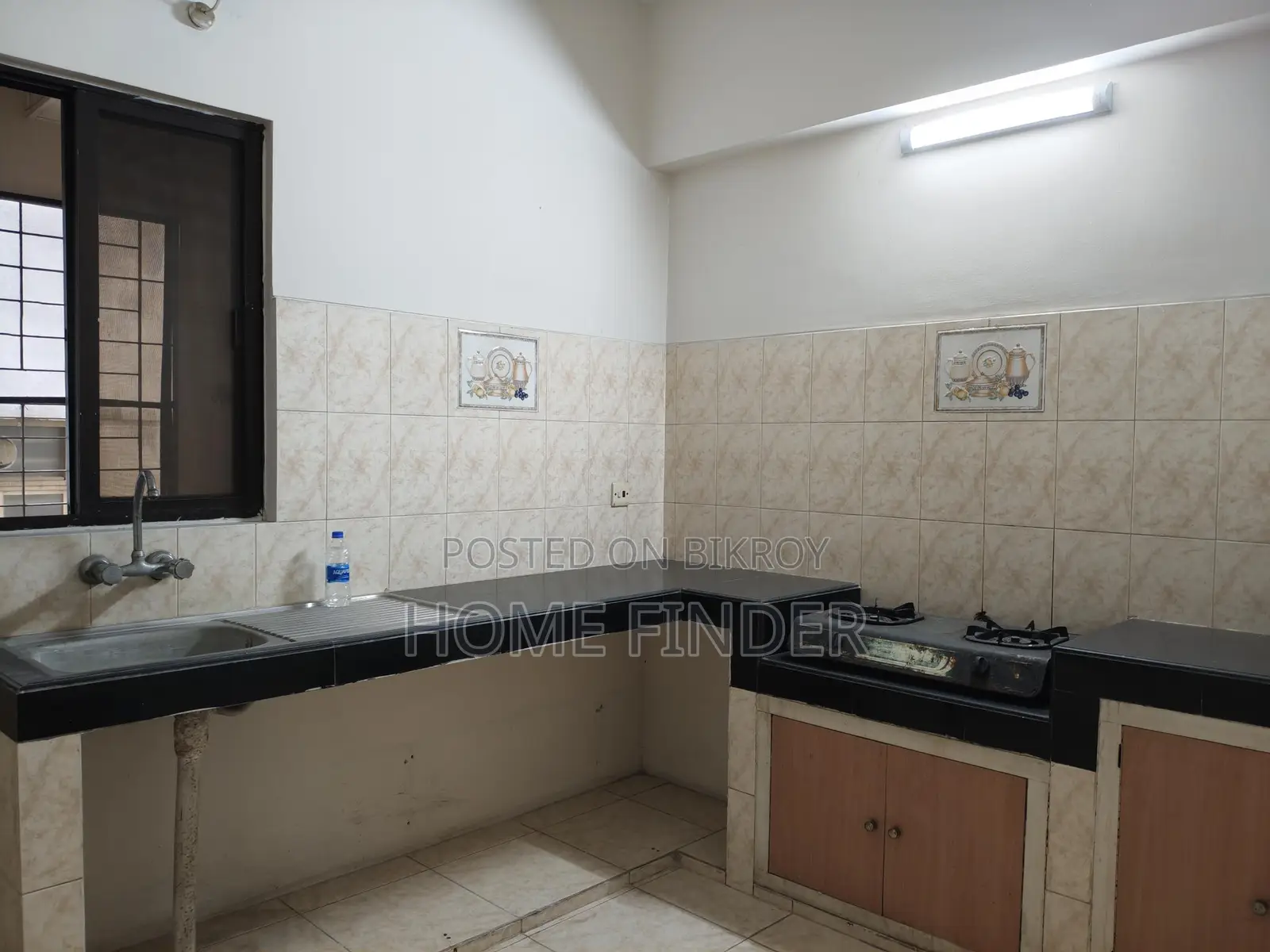 2000 Sqft 3 Bed Un-Furnished Apartment For Rent In Gulshan 1